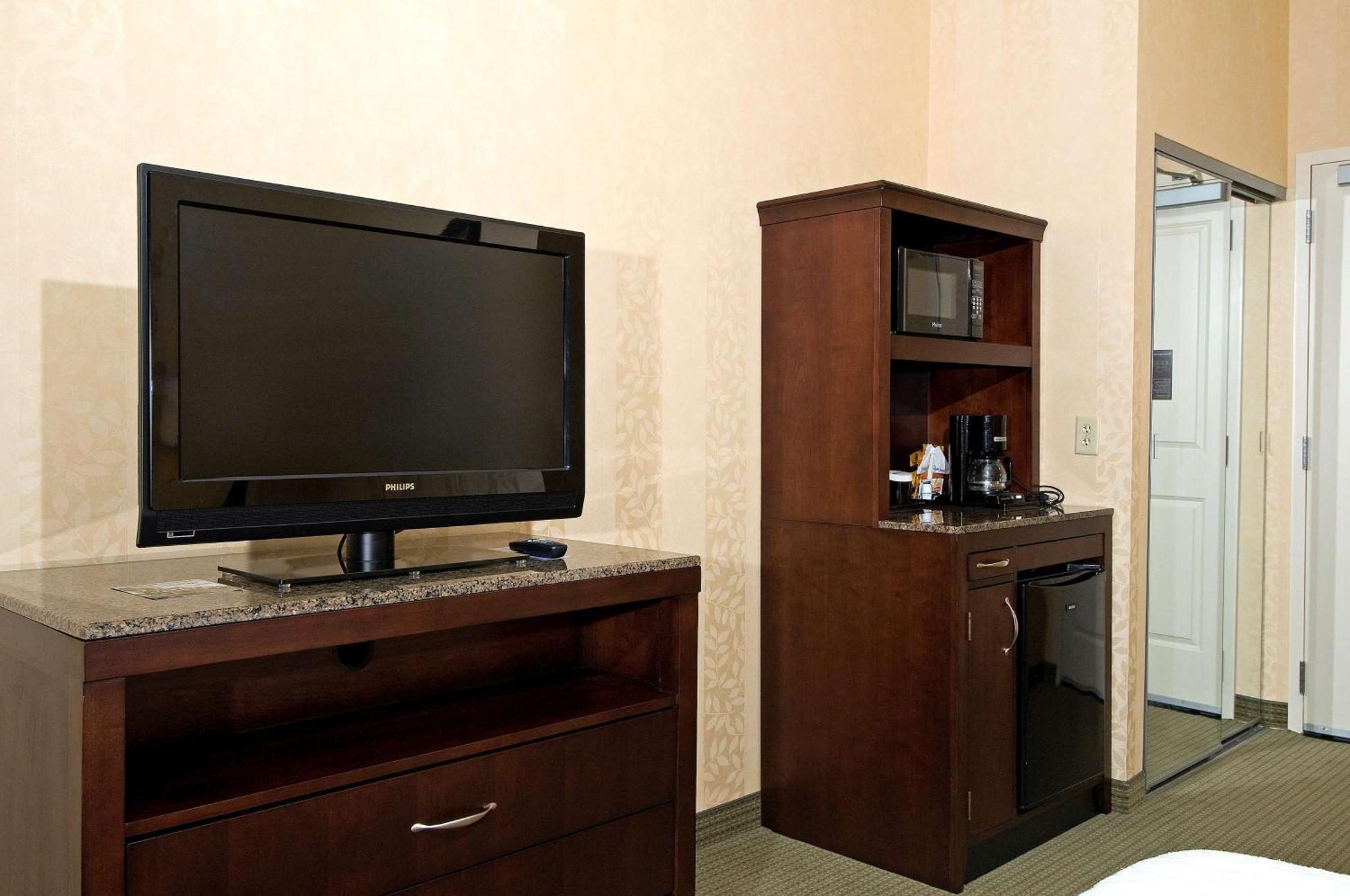 Hilton Garden Inn Mount Holly/Westampton Kültér fotó